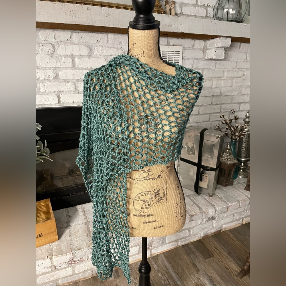 Crochet Shawl New - Picture 5 of 5